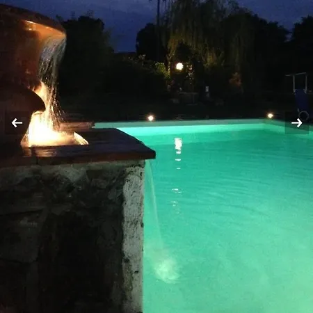 Tonini House غافورانا
